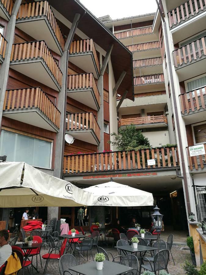 L'Atelier Du Temps - Hemmet Courmayeur Exterior foto